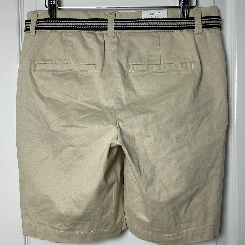 crown & ivy shorts are
